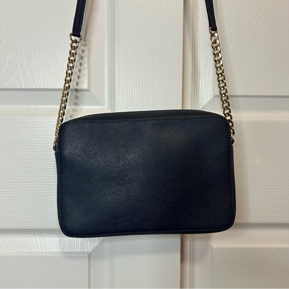 Michael Kors Jet Set Large Zip Chain Crossbody Bag - Picture 4 of 8